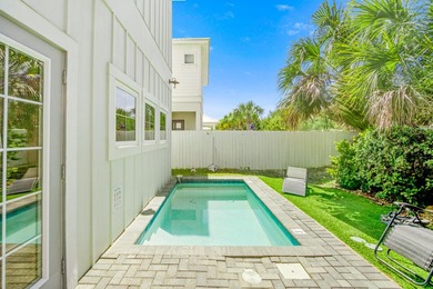Discover this coastal luxury and pristine 2019-built, 7-bedroom - photo 30