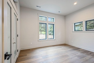 Stunning brand new single-level home located in one of Eagle - photo 39