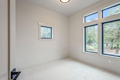 Stunning brand new single-level home located in one of Eagle - photo 40