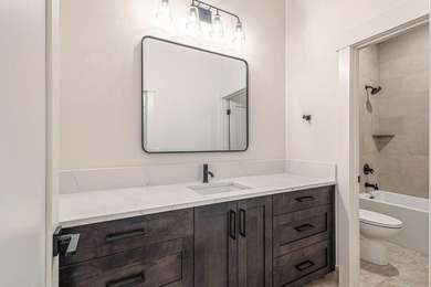 Stunning brand new single-level home located in one of Eagle - photo 42