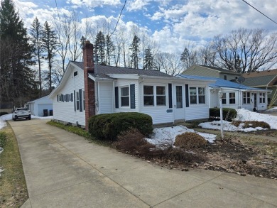 Lake Home For Sale in Edinboro, Pennsylvania