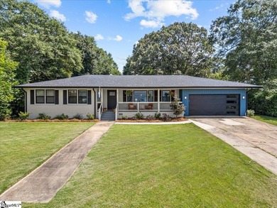 (private lake, pond, coastal) Home For Sale in Greenville South Carolina