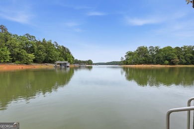 Welcome to 205 Mill Creek Circle on beautiful Lake Hartwell! - photo 3