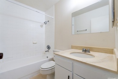 Welcome to Harbour Ridge in desirable Salt Lake! This 2-bedroom - photo 12