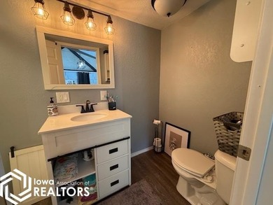 Cozy Lakefront Retreat With Incredible Views and bonus it comes - photo 14