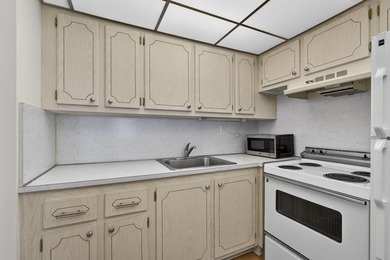 Welcome to your serene retreat in the sought-after Bedford - photo 16