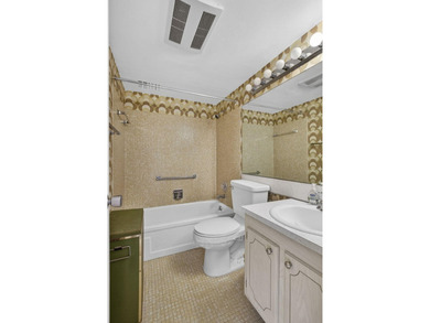 Welcome to your serene retreat in the sought-after Bedford - photo 19