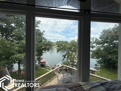 Cozy Lakefront Retreat With Incredible Views and bonus it comes - photo 20