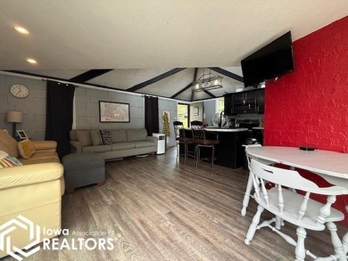 Cozy Lakefront Retreat With Incredible Views and bonus it comes - photo 23