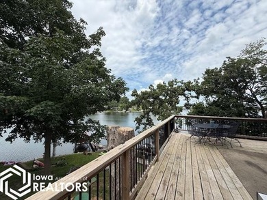 Cozy Lakefront Retreat With Incredible Views and bonus it comes - photo 24