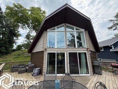 Cozy Lakefront Retreat With Incredible Views and bonus it comes - photo 25