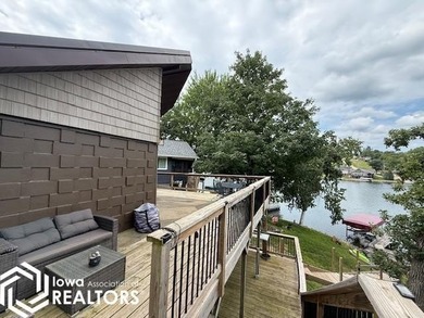 Cozy Lakefront Retreat With Incredible Views and bonus it comes - photo 26