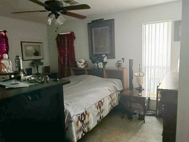 Discover your private retreat near beautiful Lake Hudson with - photo 9