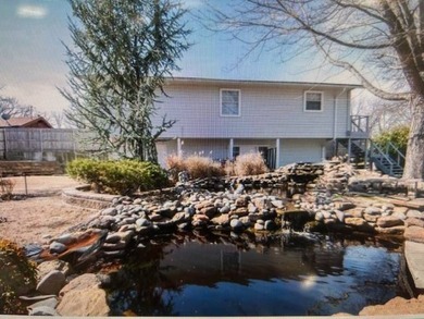Discover your private retreat near beautiful Lake Hudson with - photo 10