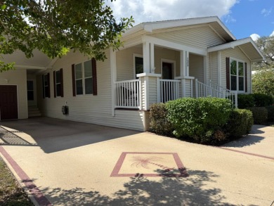 Lake Home For Sale in Leesburg, Florida