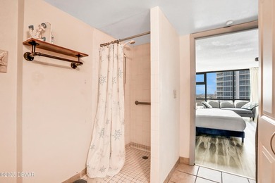 Beautiful handicap accessible ocean view unit at Oceanside Inn! - photo 18