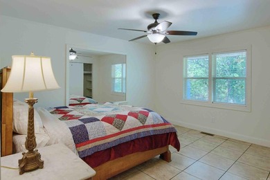 Roomy Mid Century Modern with all the right things! Marble faced - photo 23
