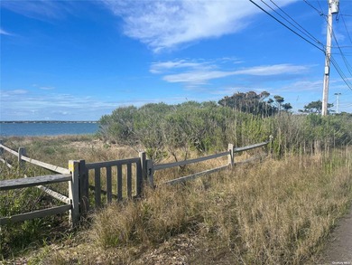 Discover coastal luxury - an exquisite waterfront property in - photo 10