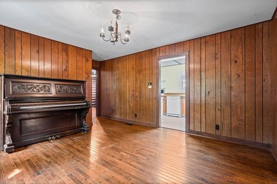 Welcome to *Pine Lodge* - a 1928 historic log cabin in the heart - photo 7