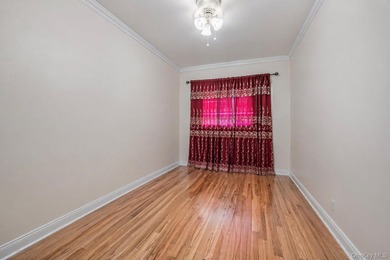 Welcome to this spacious two-family home located in the Edenwald - photo 9
