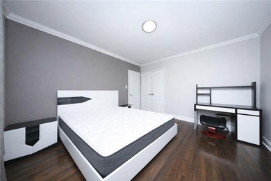 Welcome to Senate Coops! Bright 1-Bedroom Co-op in Prime