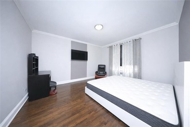 Welcome to Senate Coops! Bright 1-Bedroom Co-op in Prime