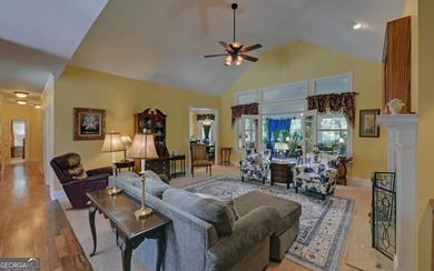 Custom-built lakefront home located within the city limits of - photo 15