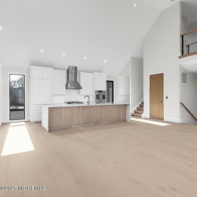 Experience unobstructed panoramic water views of the Manhattan - photo 17