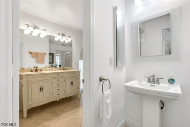 Welcome to a residence where timeless elegance meets effortless - photo 25