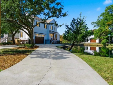 One-of-a-kind property! This stunning unique 3-bedroom, 2.5-bath - photo 28