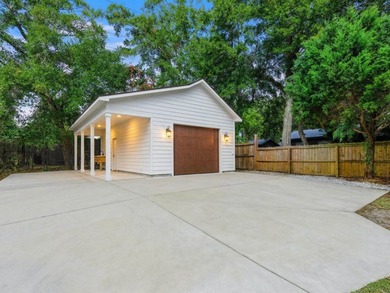 One-of-a-kind property! This stunning unique 3-bedroom, 2.5-bath - photo 30