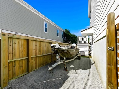 One-of-a-kind property! This stunning unique 3-bedroom, 2.5-bath - photo 33