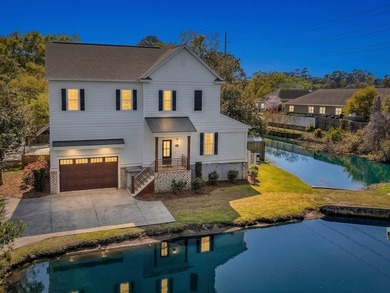 One-of-a-kind property! This stunning unique 3-bedroom, 2.5-bath - photo 37