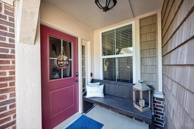 Experience luxury, comfort, & convenience in this stunning - photo 4