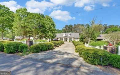 Custom-built lakefront home located within the city limits of - photo 57