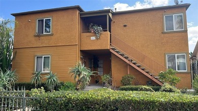 Exceptional 5-unit multifamily opportunity in Santa Ana 92706! - photo 1