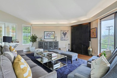 Exclusive New Listing Majestic Hudson River Views: Modern & - photo 11