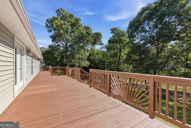 Less than a mile from Hartwell Marina and just minutes from - photo 12