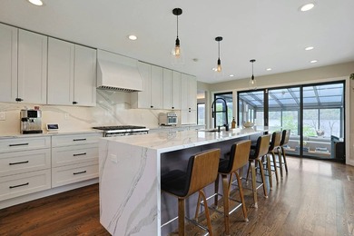 Exclusive New Listing Majestic Hudson River Views: Modern & - photo 13