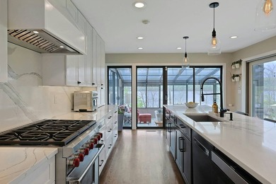Exclusive New Listing Majestic Hudson River Views: Modern & - photo 14