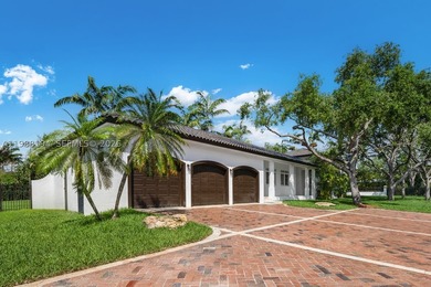 Welcome to your private oasis nestled on a coveted builder's - photo 44