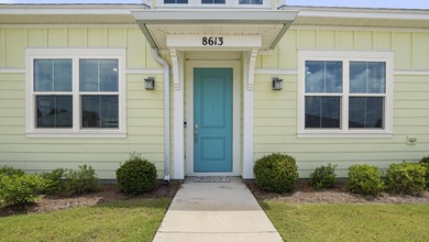 Welcome to this like-new Aloha floorplan located in Latitude - photo 2