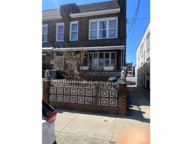 With over 3100 sq ft of living space, this solid brick building - photo 3
