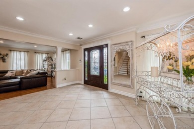 Waterfront Perfection on Massapequa Most Prestigious Canal - photo 4