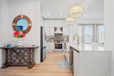 Welcome to Emerald Waters Village, one of Miramar Beach's most - photo 4