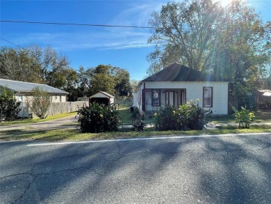 Lake Home For Sale in Mooringsport, Louisiana