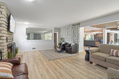 This impressive 6,236 sq ft property has demonstrated strong - photo 14