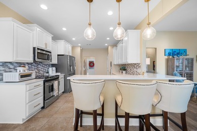 $50,000 of recent cosmetic upgrades! Definitely move-in ready! - photo 14
