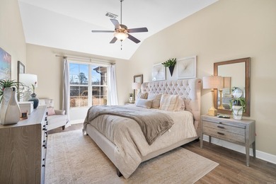 $50,000 of recent cosmetic upgrades! Definitely move-in ready! - photo 19