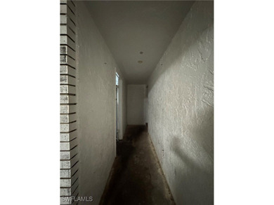 Charming fixer-upper on a corner lot in a rapidly developing - photo 22